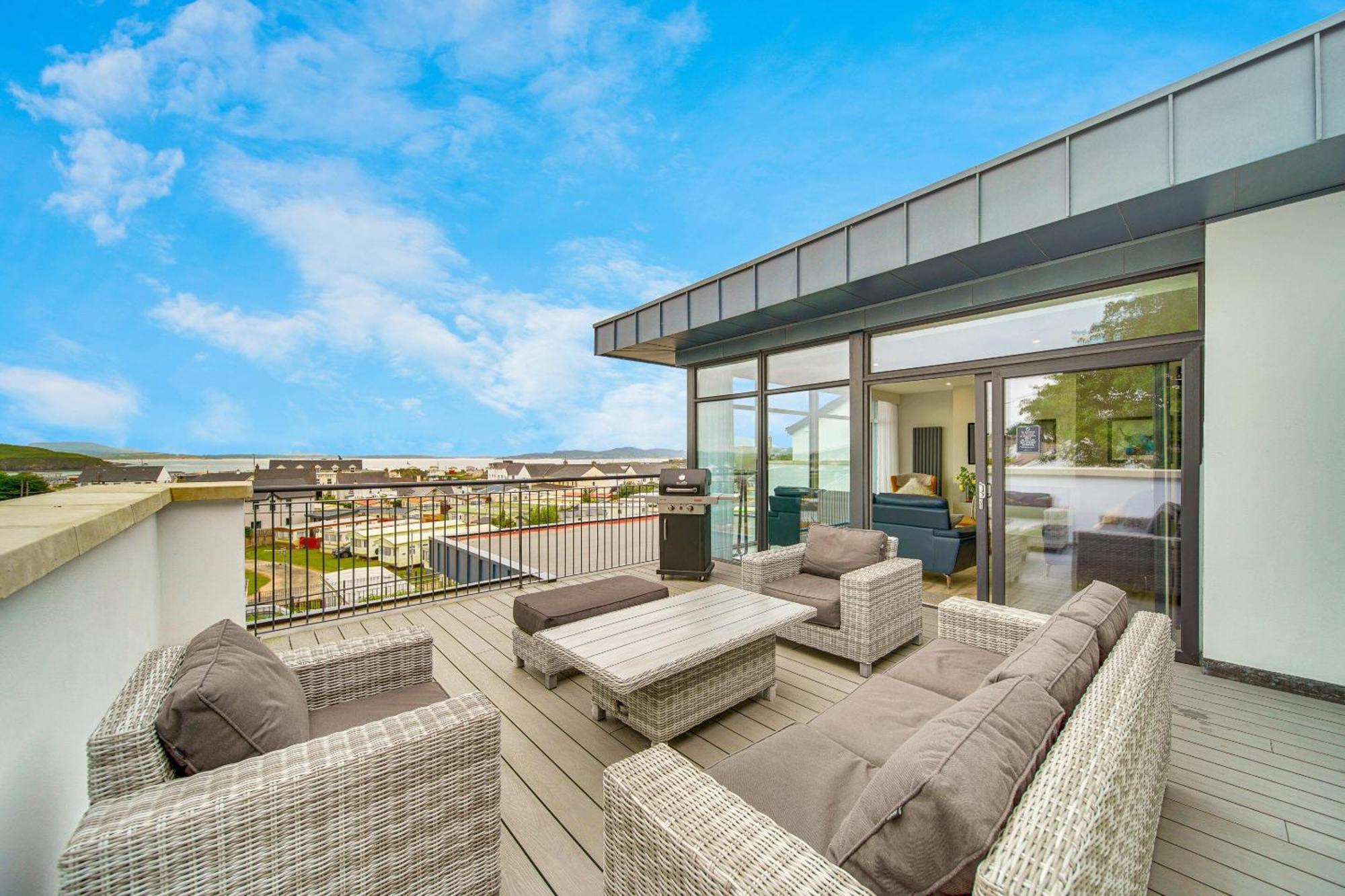 Bayview Luxury 4 Bedroom Penthouse 道宁斯 外观 照片