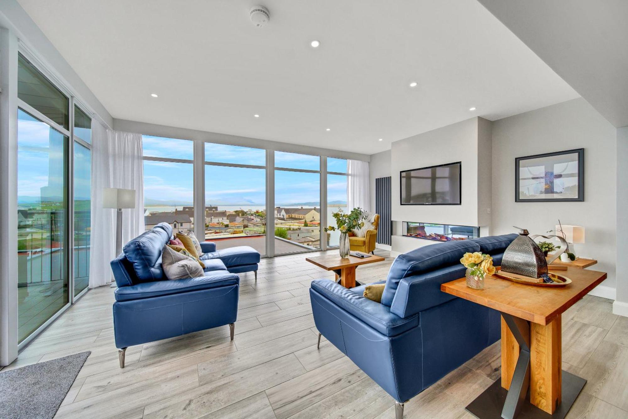 Bayview Luxury 4 Bedroom Penthouse 道宁斯 外观 照片